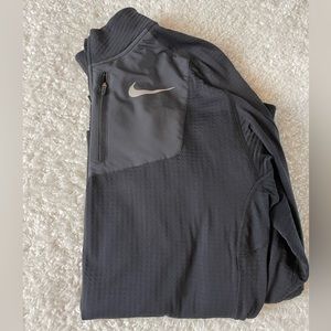 Nike Therma-FIT Repel Element
Men's 1/4-Zip Running Top